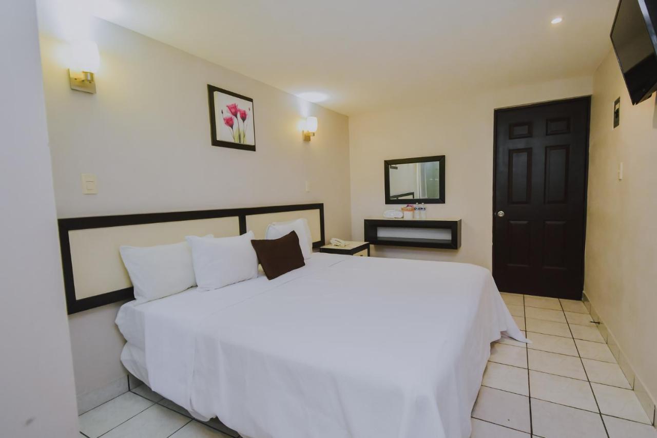 Hotel Florencia Poza Rica Экстерьер фото